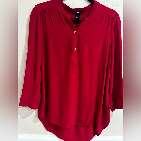 H&M Tops - H&M Women's Red Blouse